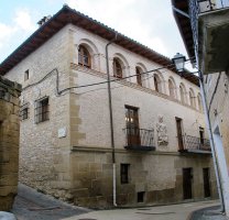 Nieto jauregia, Larraga