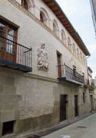 Nieto jauregia, Larraga