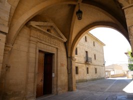 Gurutzearen komentua, Gares