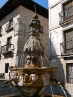 12 tutuko iturria, Leintz Gatzaga