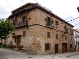 Kale Nagusiko etxea, Mañeru