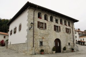 Etxezarrea etxea, Igoa-Basaburua