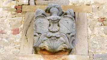 Etxe bateko armarria, Bezkitz-Leotz