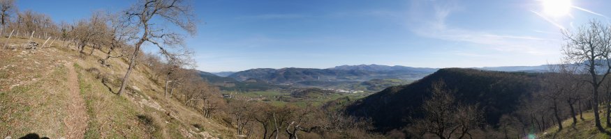 Ekialdeko ertzeko bidezidorretik ikuspegi zabala