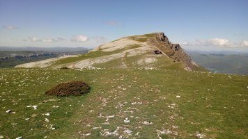 Beriain (1493m) urrunean