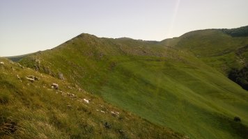 Urkuluko Hegia (1333m) mendebaldetik