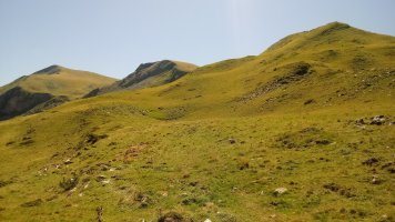 Otsogorrigaña (1923m) urrunean