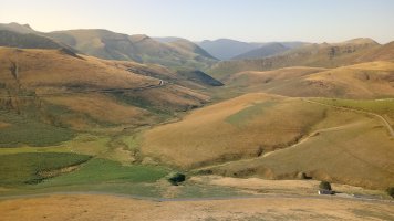 Artxilondoko zohikaztegia Irauko Tuturrua (1151m) tontorretik