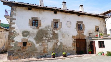 Petritxonea etxea, Beruete