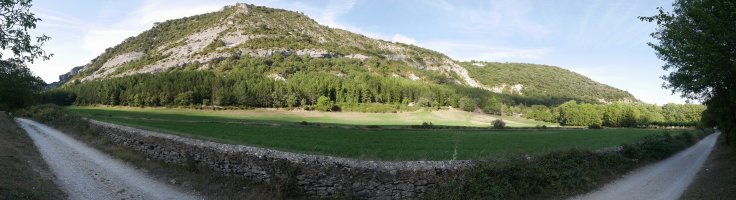 Irantzuko monastegira iristen