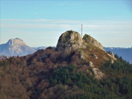 Aitzabaldik. Atzean, Beriain