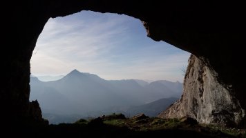 Udalaitzeko haitzuloa