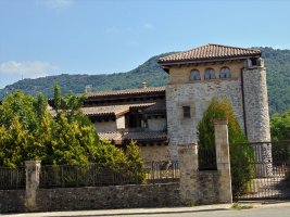 Isasmendi Jauregia Ozetan