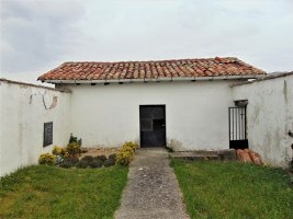 San Juan Ermita Mezkiako Hilerrian