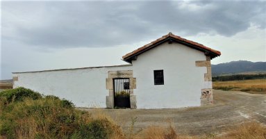 San Juan Ermita Mezkiako Hilerrian