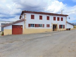 Ulako Andra Maria Baseliza