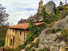 Haitzaren Andre Maria Haitzuloa Ermitategia