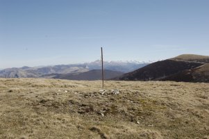 Túmulo Astobizkar Hego (Foto Mtz Txoperena Marzo 2008)