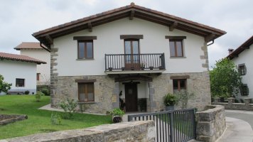 Zurgiñenea exea, Beramendi