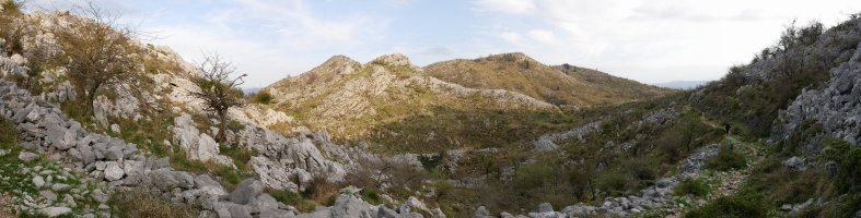 Gantzorrotz eta Betzuenburu ipar-mendebaldetik ikusita