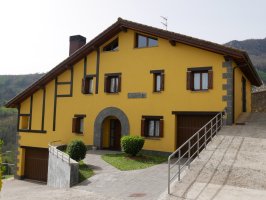 Katalandegi etxea, Alkiza