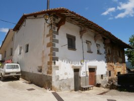 Bengara auzoko etxea, Apilaiz