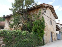 Goikara auzoko etxea, Apilaiz