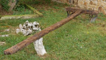 Golde zaharra orain apaingarri, Lizarraga