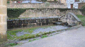 Beheko garbitokiko iturria, Arriola-Asparrena