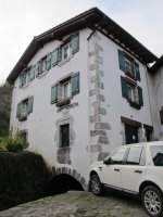 Erdikoerrota, Lesaka