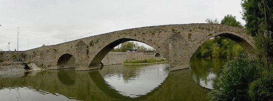 Santa Engracia zubia, Iruñea