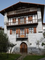 Bikuñenea etxea, Lesaka