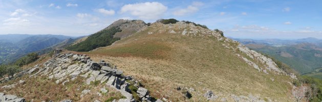 Mendaur eta Atzurdi HEtik