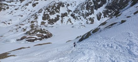 Bachimaña Goikoa urtegia izoztuta