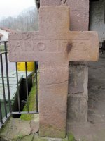 Gurutzea eliz atarian, Gartzain-Baztan