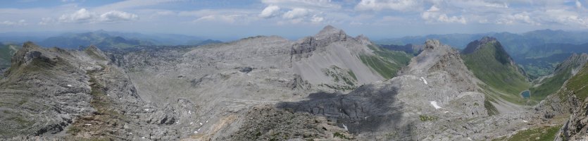 Hiru Erregeen Mahaiaren tontorretik iparraldera begira