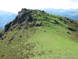 Handiaga tontorra iparraldeko bizkarretik