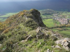 Aiztondo tontorra. Uharte Arakil urrutian
