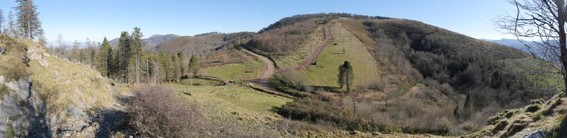 Loagako bizkarra Belabieta aldetik ikusita
