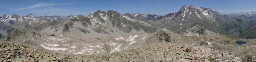 Batanes aurrez aurre eta Vignemale Bacias  tontorretik