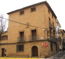 Etxea (Victoria kalea 3), Cascante