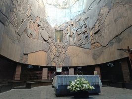 Arantzazuko Andra Mari Santutegia. Oñati