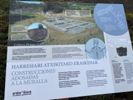 Harresiari Atxikitako Eraikiak. Iruña Oka (Iruña Veleia)