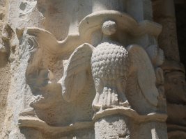 San Vicente eliza, Larunbe