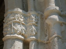 San Vicente eliza, Larunbe