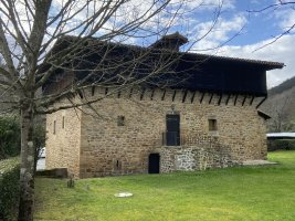 Aranguren Dorretxea. Orozko (Aranguren)