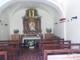 Elurretako Andre María eta Santa Lucía Ermita. Aiara (Kexaa)