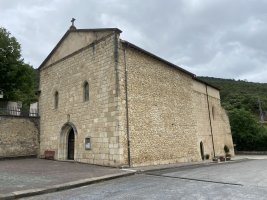 Angostoko Andra Maria Santutegia. Gaubea (Villanañe)