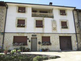 Etxea (Iturri Kalea 15), Bujanda Kanpezu