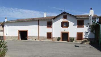 Etxea, Erentxun Iruraitz-Gauna